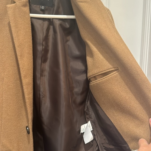Banana Republic Men’s Dress wool camel top coat. XS - Picture 10 of 13